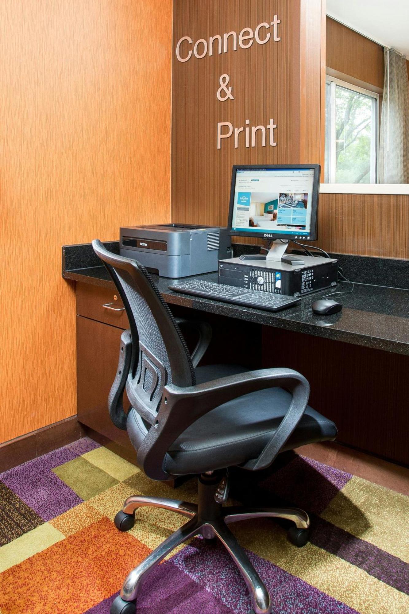 Fairfield Inn & Suites By Marriott Куинси Экстерьер фото