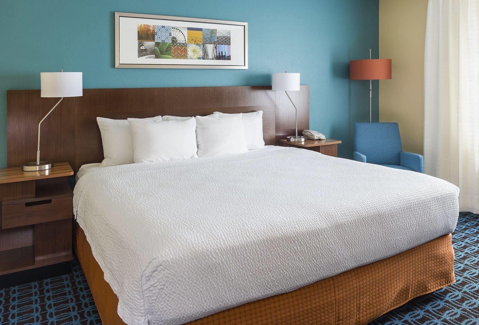 Fairfield Inn & Suites By Marriott Куинси Экстерьер фото
