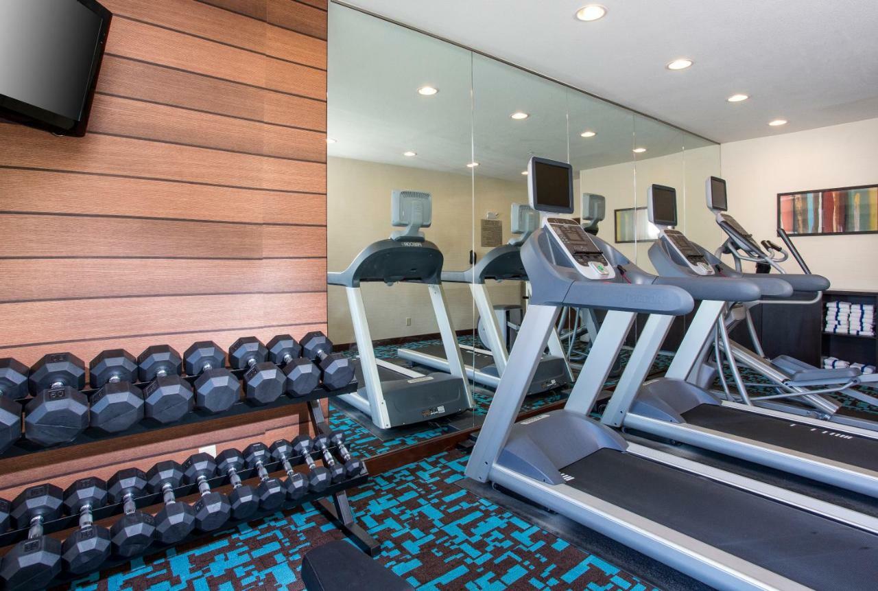 Fairfield Inn & Suites By Marriott Куинси Экстерьер фото